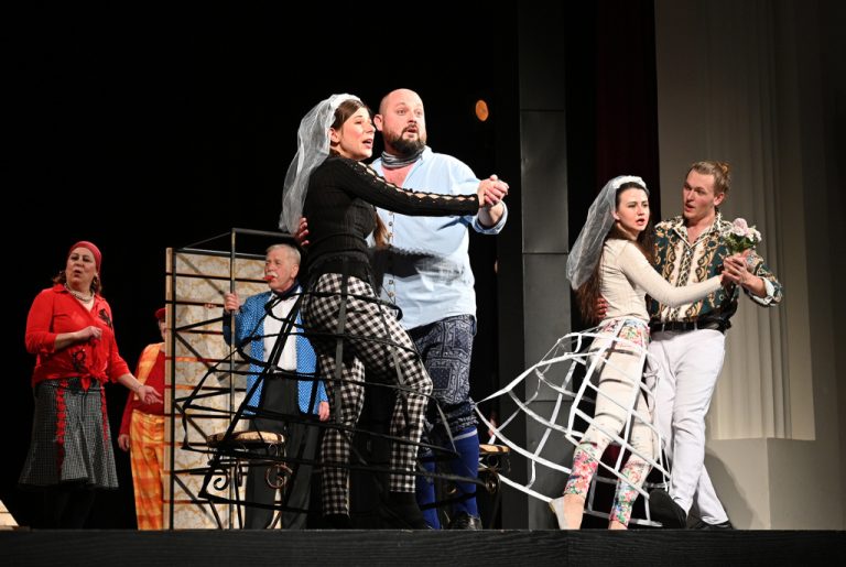 Listopad v divadle – zahájení předprodeje Jarního předplatného