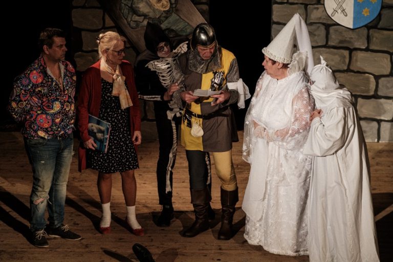 Představujeme soubory MDJ – Tylovo divadlo Újezd u Brna